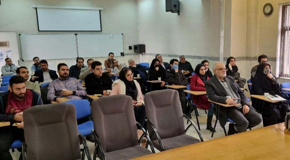 کارگاه‌ آموزشی آشنایی با ابعاد غیرنظامی پهپادها در دانشگاه تربیت مدرس برگزار شد 