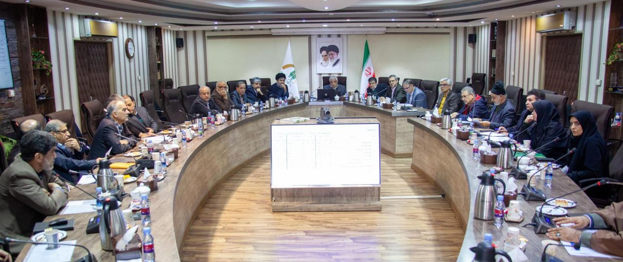 بررسی ظرفیت پذیرش دانشجو برای سال تحصیلی 1404-1405در نشست شورای دانشگاه